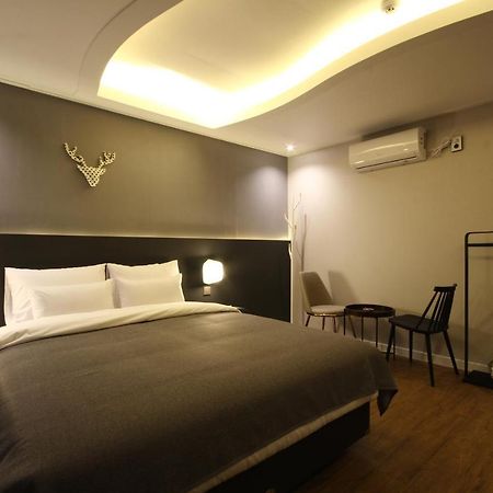 Hotel Asome Gimhae Екстер'єр фото