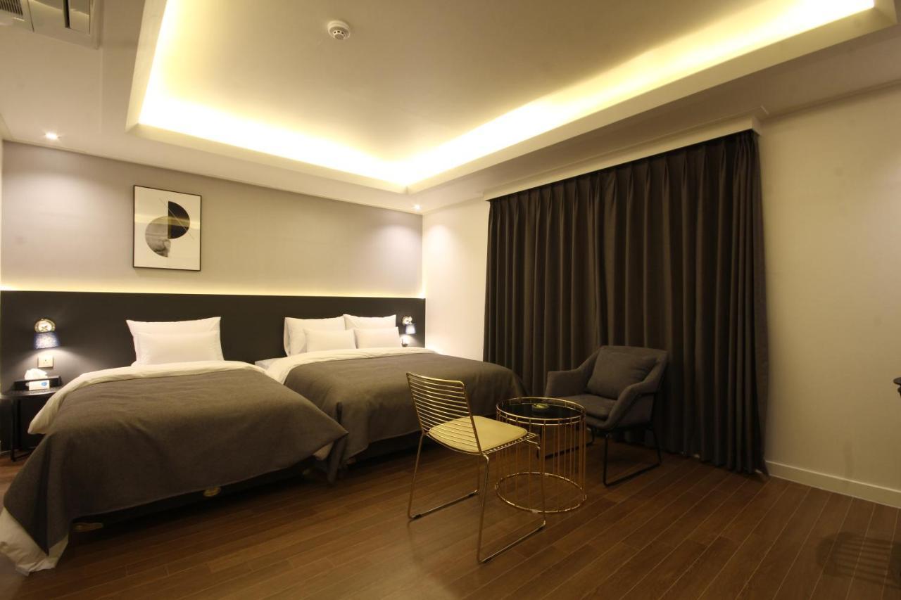 Hotel Asome Gimhae Екстер'єр фото