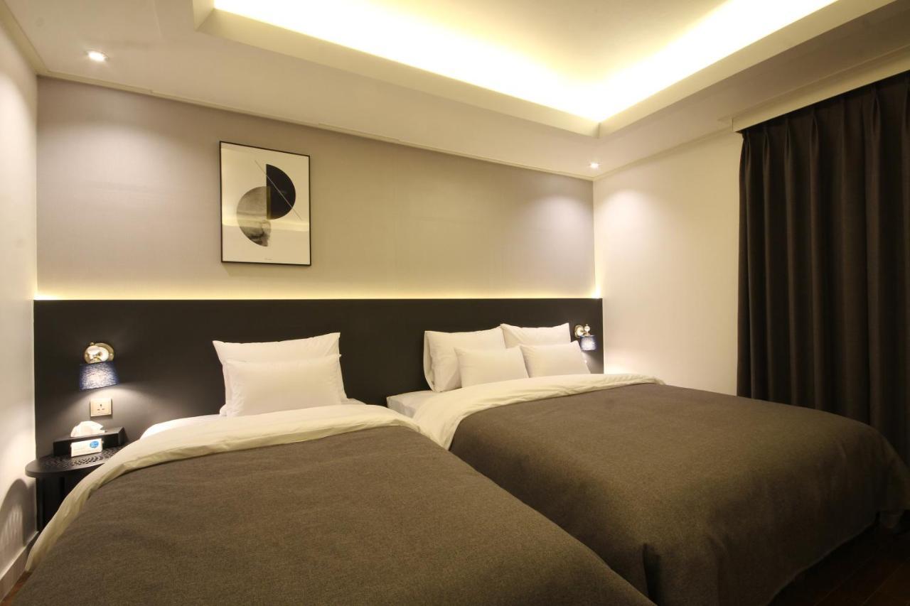 Hotel Asome Gimhae Екстер'єр фото
