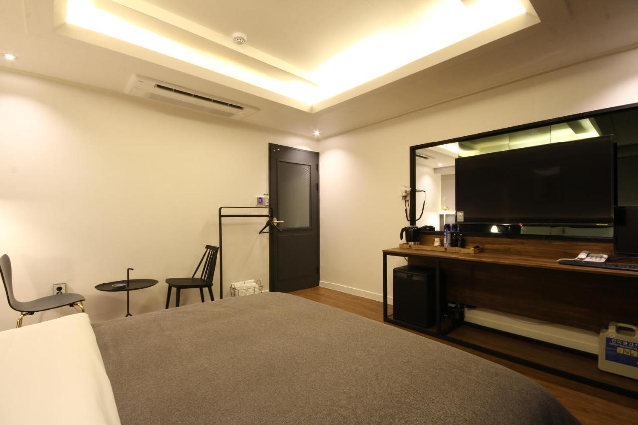 Hotel Asome Gimhae Екстер'єр фото